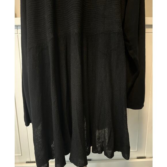Torrid Open‑Front Cardigan Asymmetrical Long Sleeve Size 6 = 6X Black Office - Picture 6 of 13